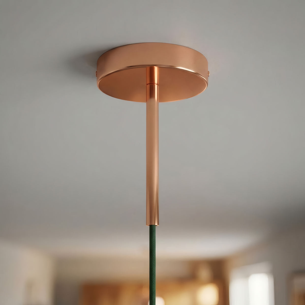 Cilindrische metalen plafondkap met trekontlasting van 15 cm — Koper