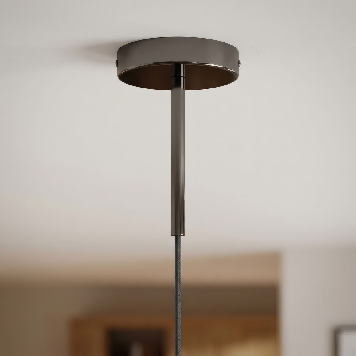 Cilindrische metalen plafondkap met trekontlasting van 15 cm — Zwarte parel