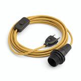 Effen strijkijzersnoer met stekker, zijde-effect mosterdgeel, fitting E14 met ringen voor lampenkap