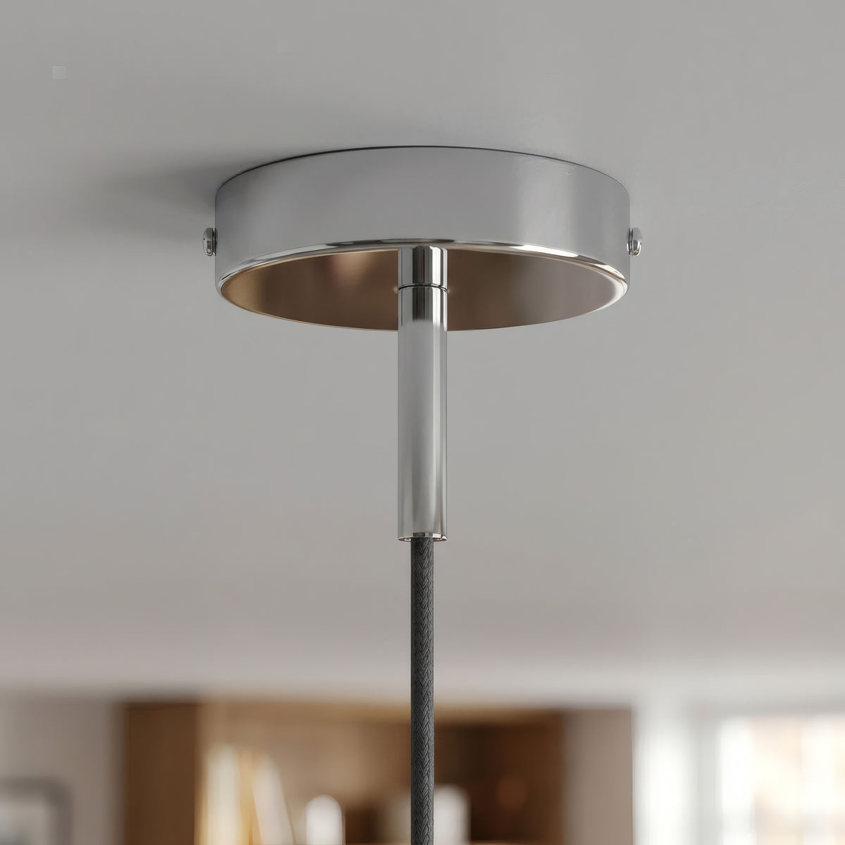 Cilindrische metalen plafondkap met trekontlasting van 7 cm — Chroom